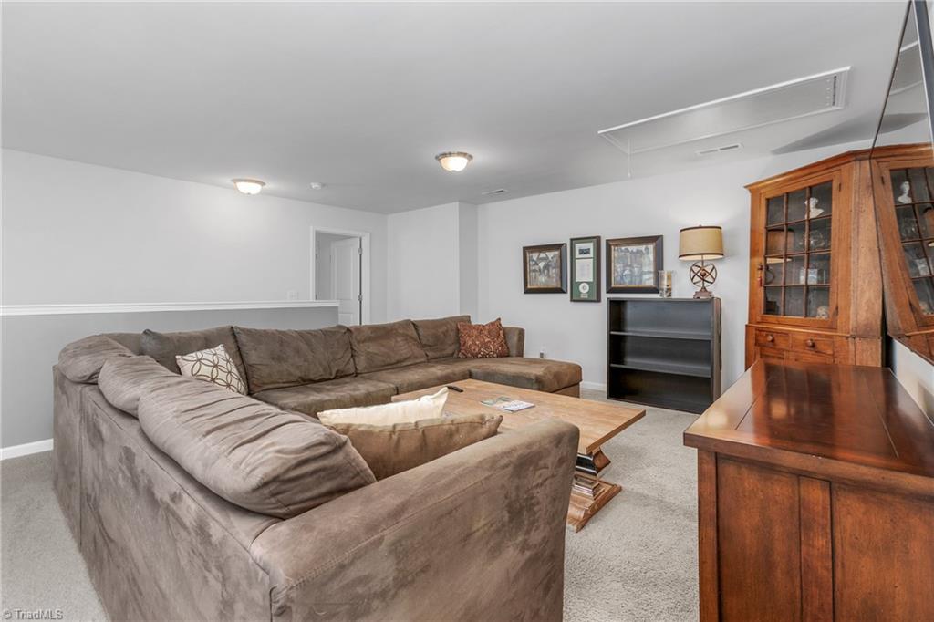 2 Finley Ridge Way