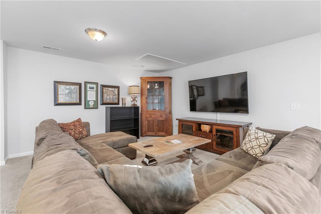 2 Finley Ridge Way
