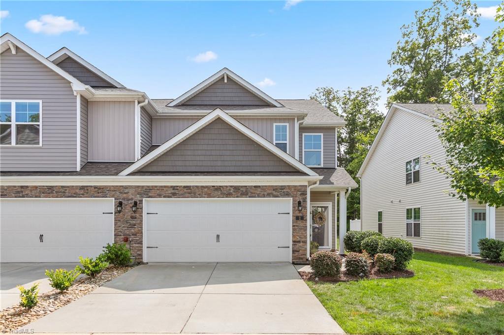 2 Finley Ridge Way