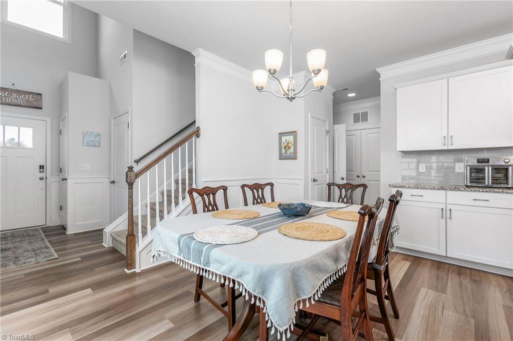 2 Finley Ridge Way
