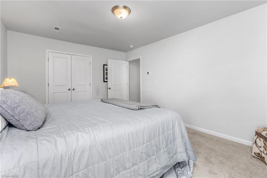 2 Finley Ridge Way
