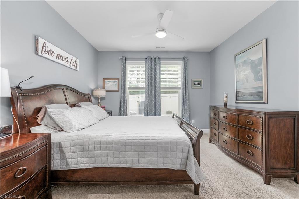 2 Finley Ridge Way