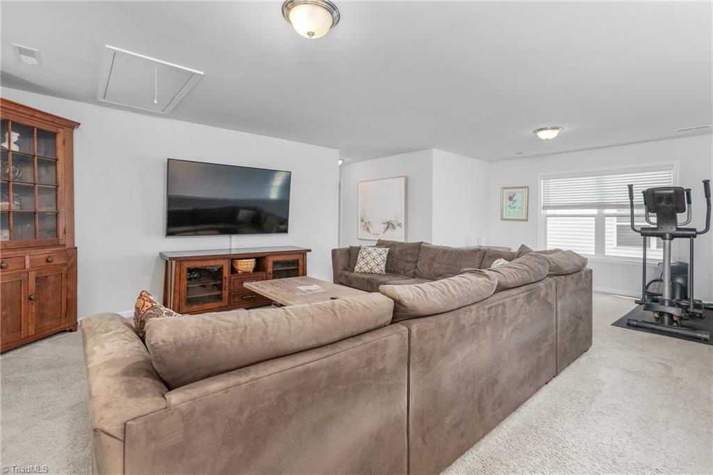 2 Finley Ridge Way