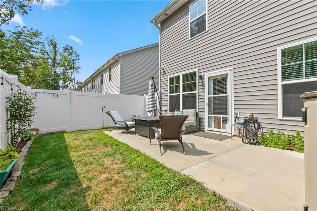 2 Finley Ridge Way