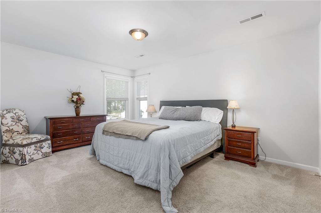 2 Finley Ridge Way