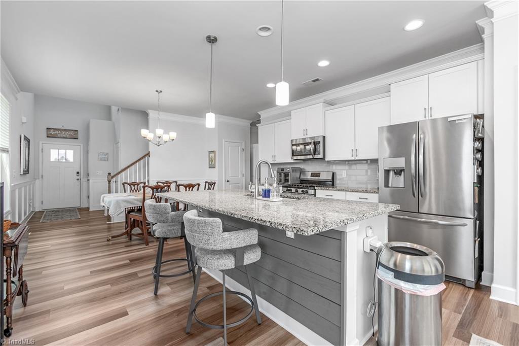 2 Finley Ridge Way