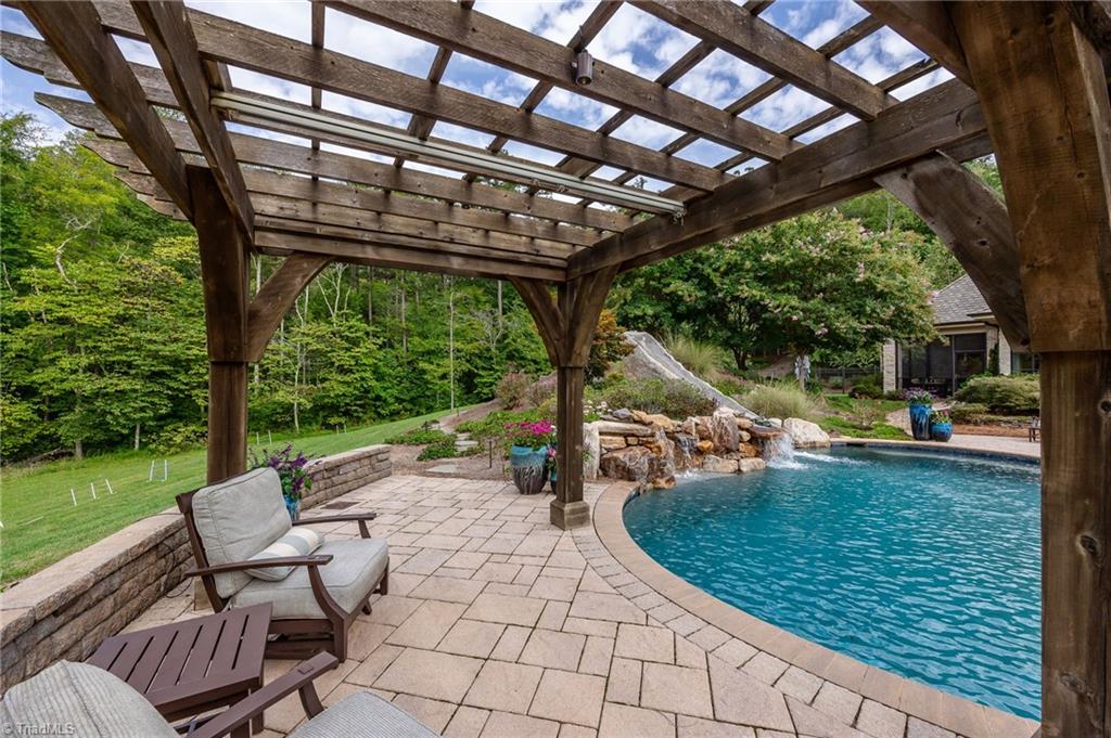 108 Nanzetta Way