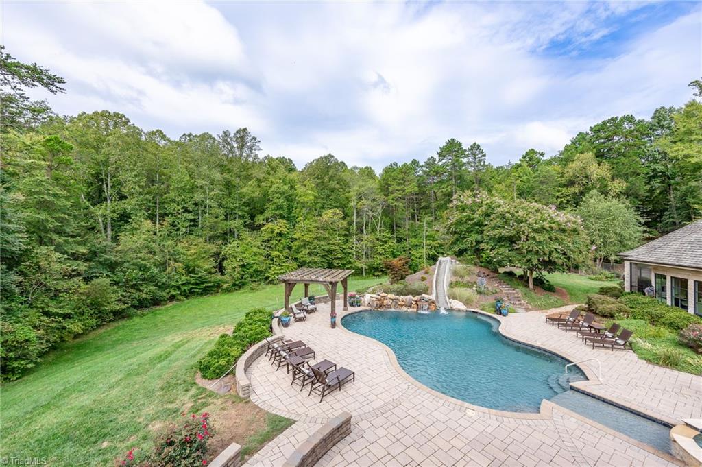 108 Nanzetta Way