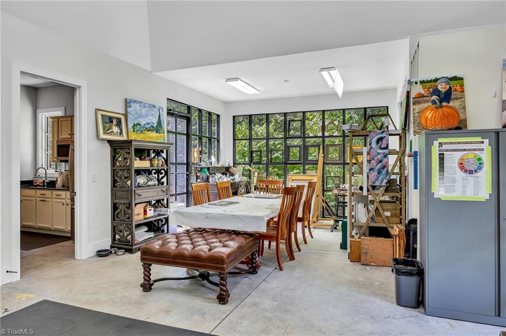 108 Nanzetta Way