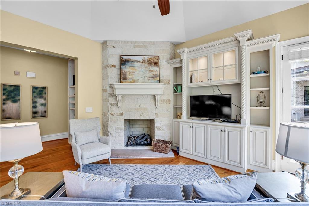 108 Nanzetta Way