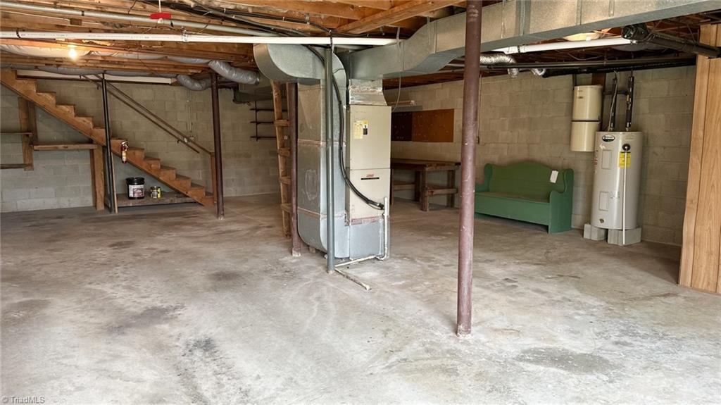 1345 Thomas Road