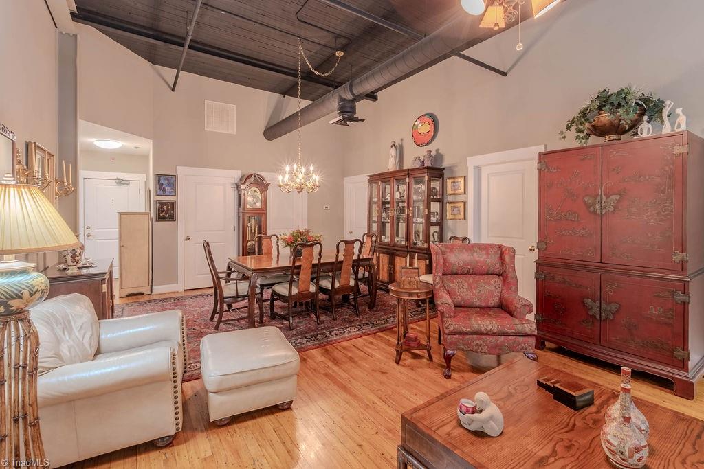 165 Virginia Street # 405