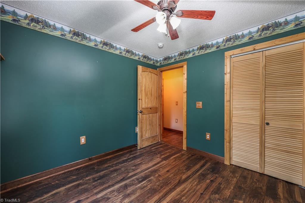 1002 Curtis Lane