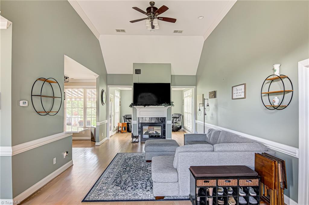 116 Glen Brooke Lane