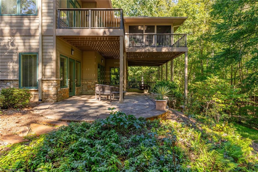 140 Newcomb Lane