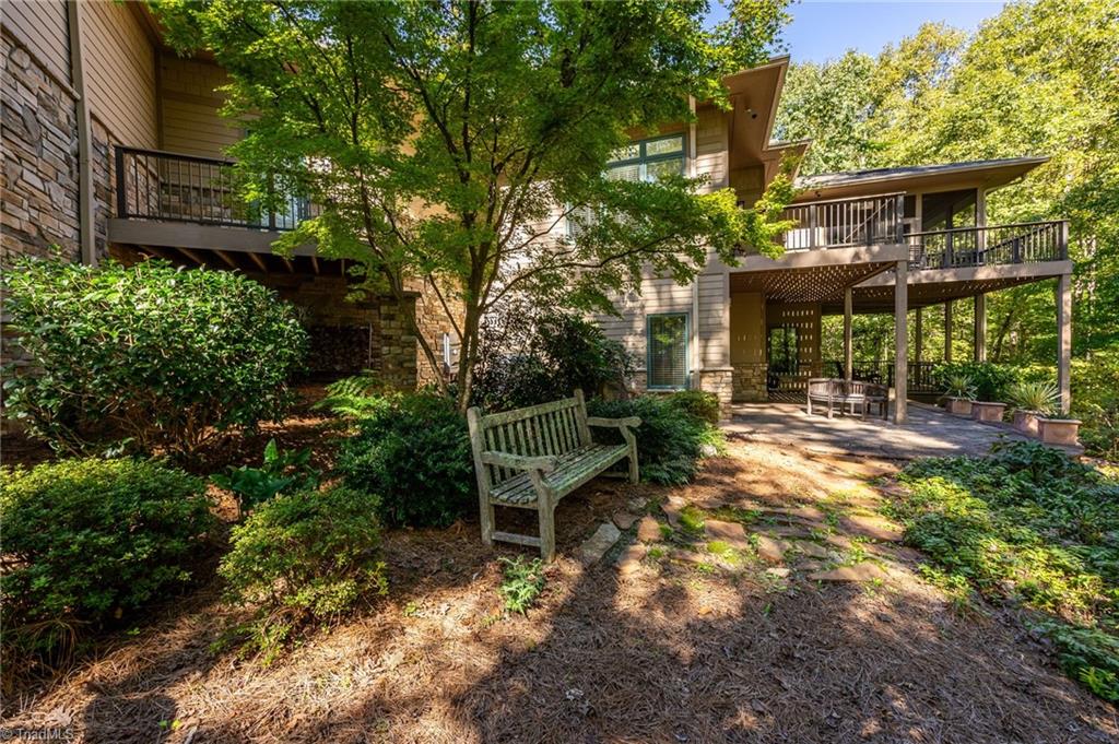 140 Newcomb Lane