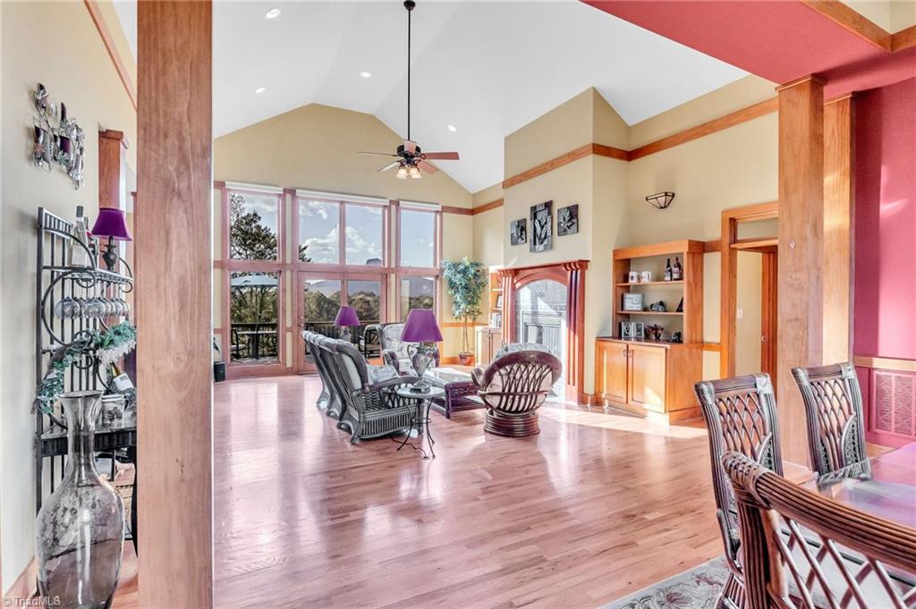 1162 Bradley Road