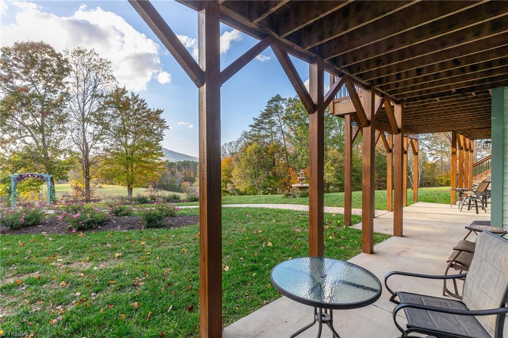 1162 Bradley Road