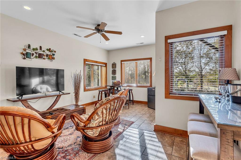 1162 Bradley Road