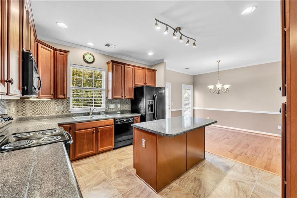 3002 Renaissance Parkway