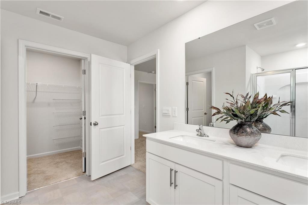 3125 Middle Creek Lane