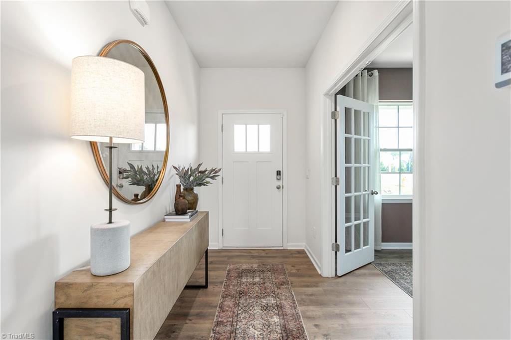 3125 Middle Creek Lane