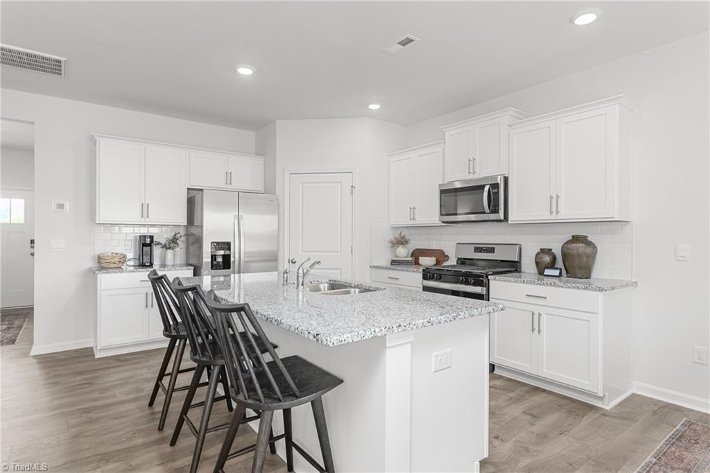 3125 Middle Creek Lane