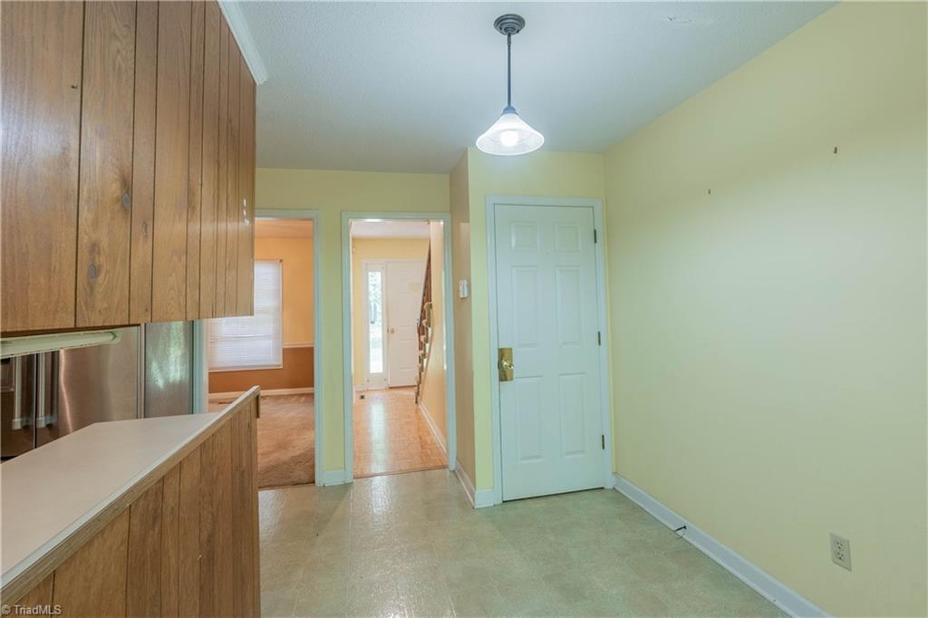 502 Old Hollow Road