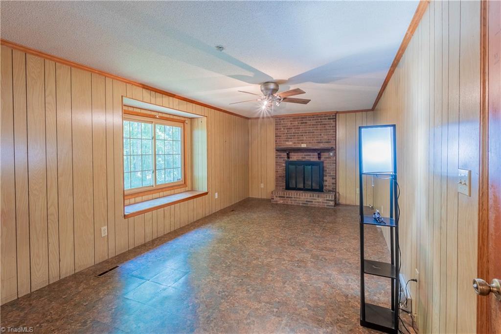 502 Old Hollow Road