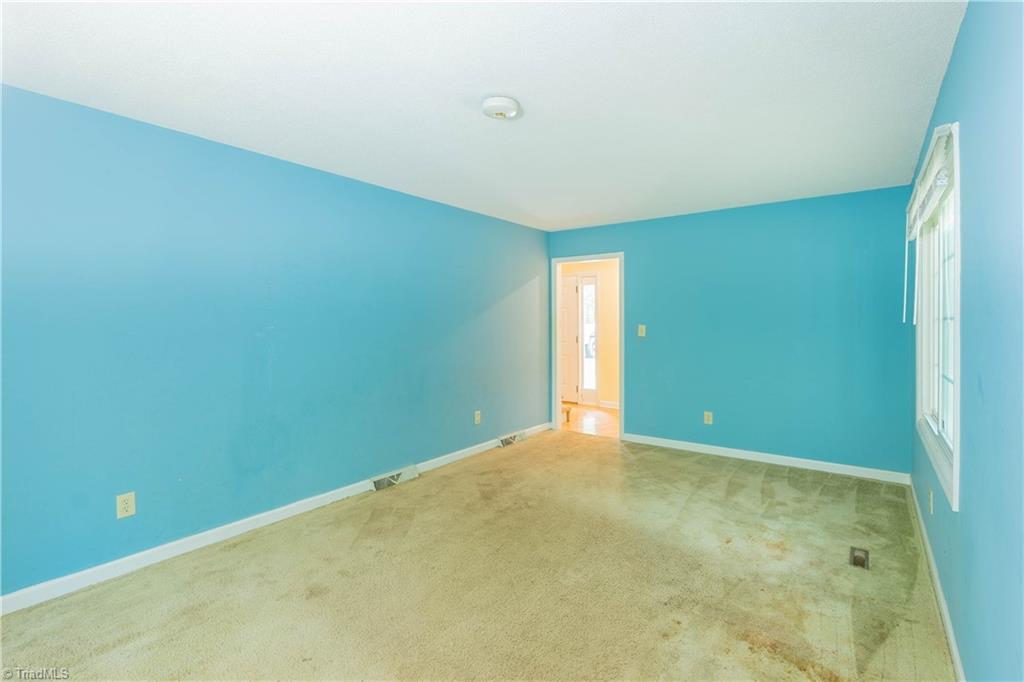 502 Old Hollow Road