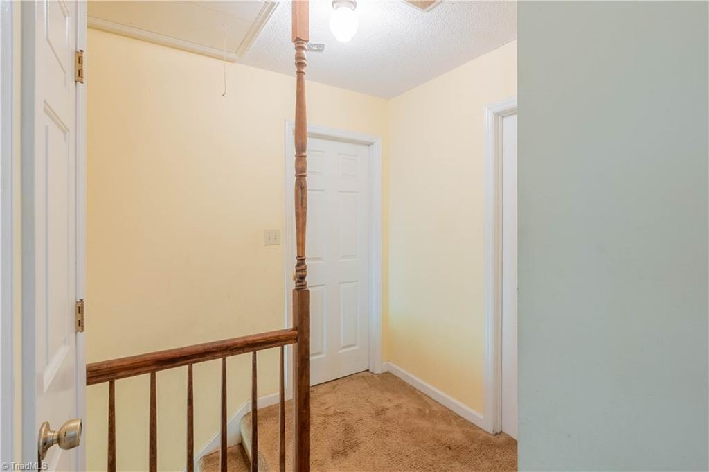 502 Old Hollow Road