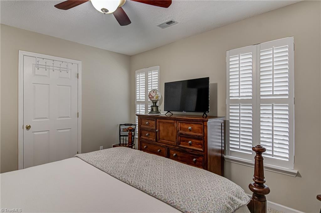 220 Pitcher Court, Winston-Salem