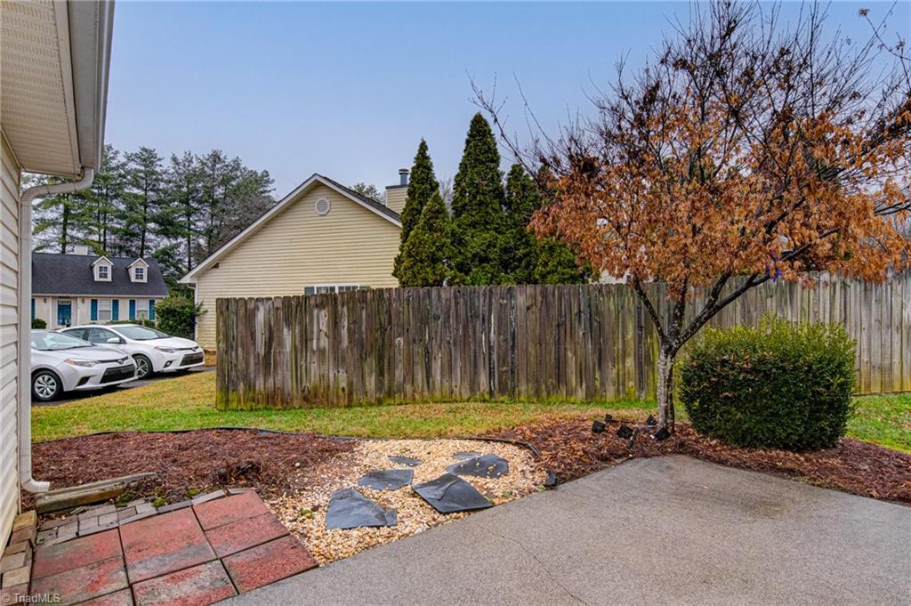 220 Pitcher Court, Winston-Salem