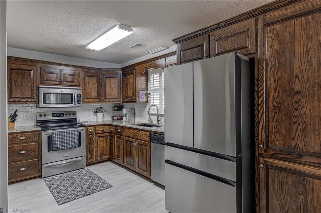 220 Pitcher Court, Winston-Salem