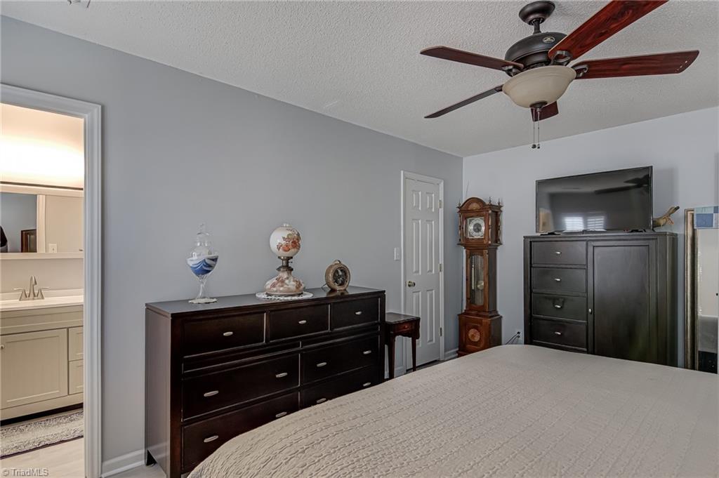 220 Pitcher Court, Winston-Salem