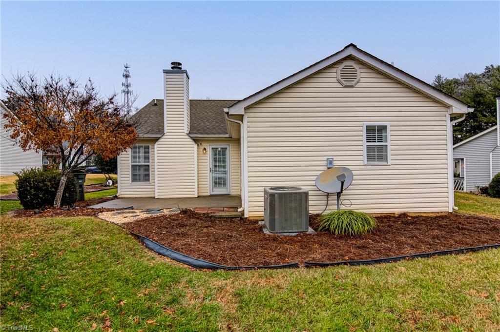 220 Pitcher Court, Winston-Salem