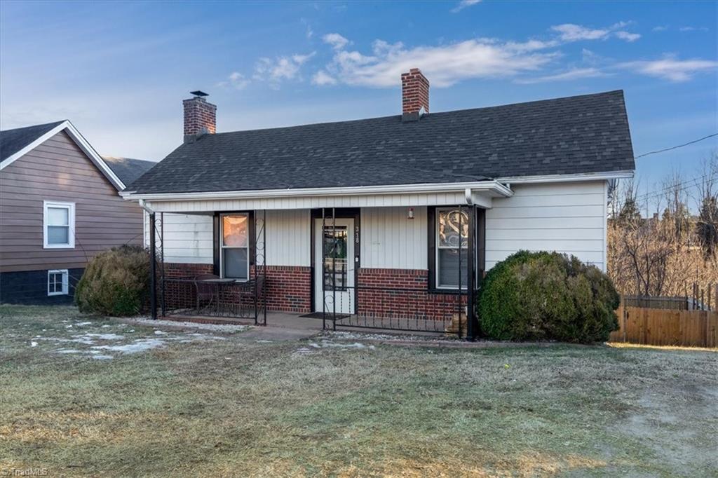318 E Independence Boulevard