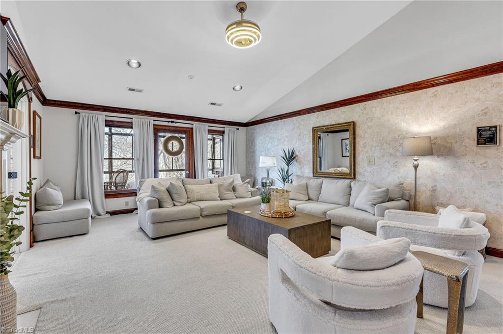 1596 Yelton Lane, Winston-Salem
