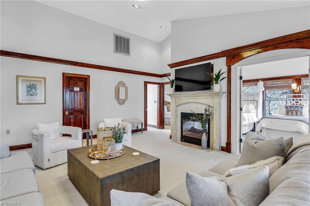 1596 Yelton Lane, Winston-Salem