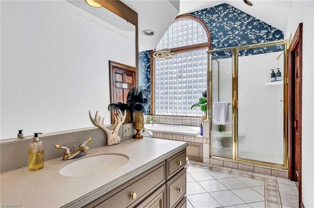 1596 Yelton Lane, Winston-Salem