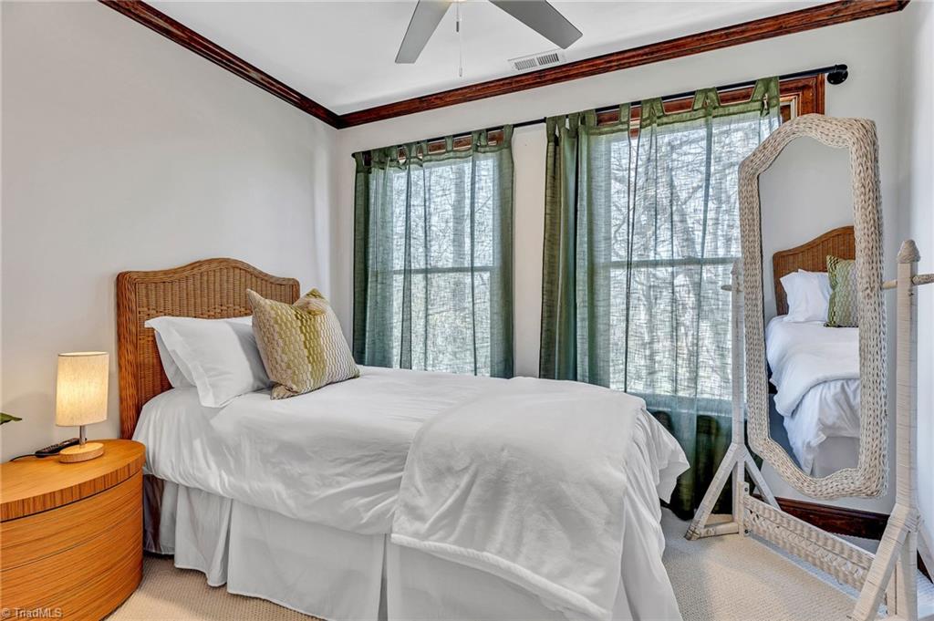 1596 Yelton Lane, Winston-Salem