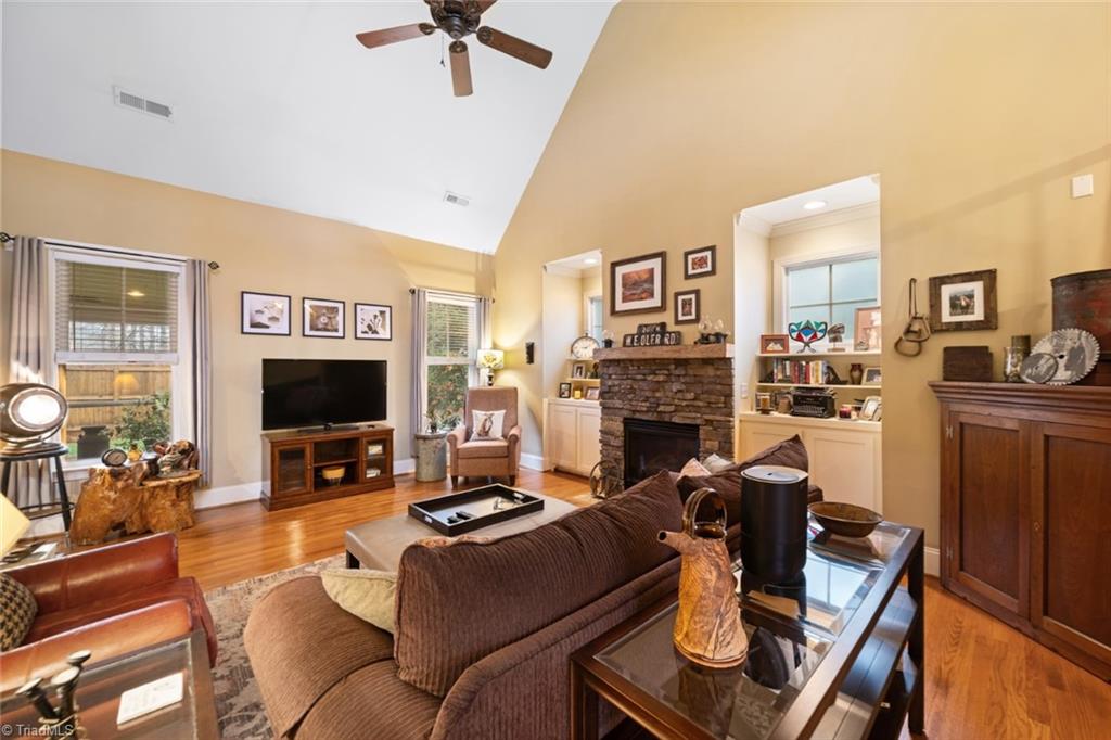 2850 Chestnut Ridge Drive, Winston-Salem