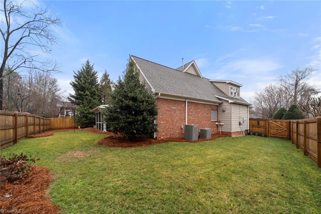 2850 Chestnut Ridge Drive, Winston-Salem