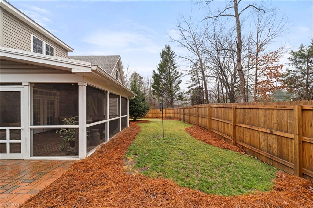 2850 Chestnut Ridge Drive, Winston-Salem