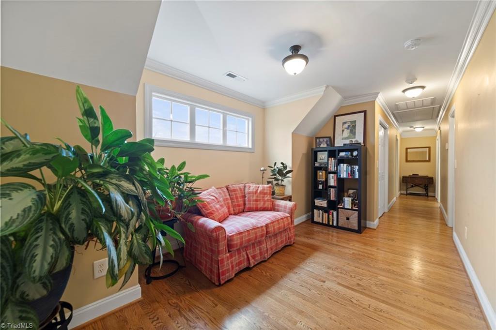 2850 Chestnut Ridge Drive, Winston-Salem