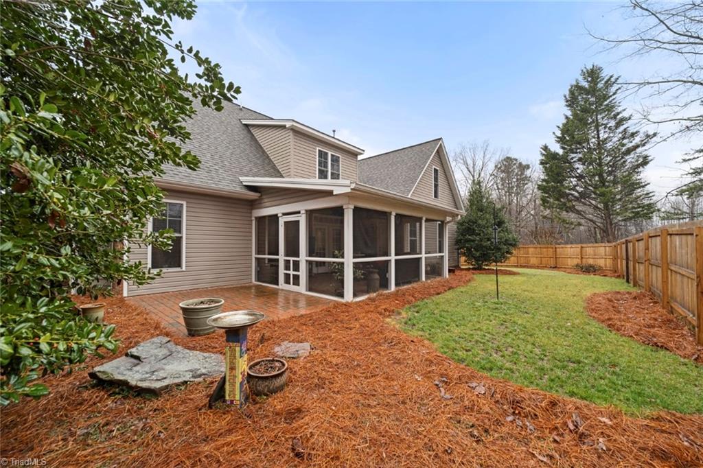 2850 Chestnut Ridge Drive, Winston-Salem