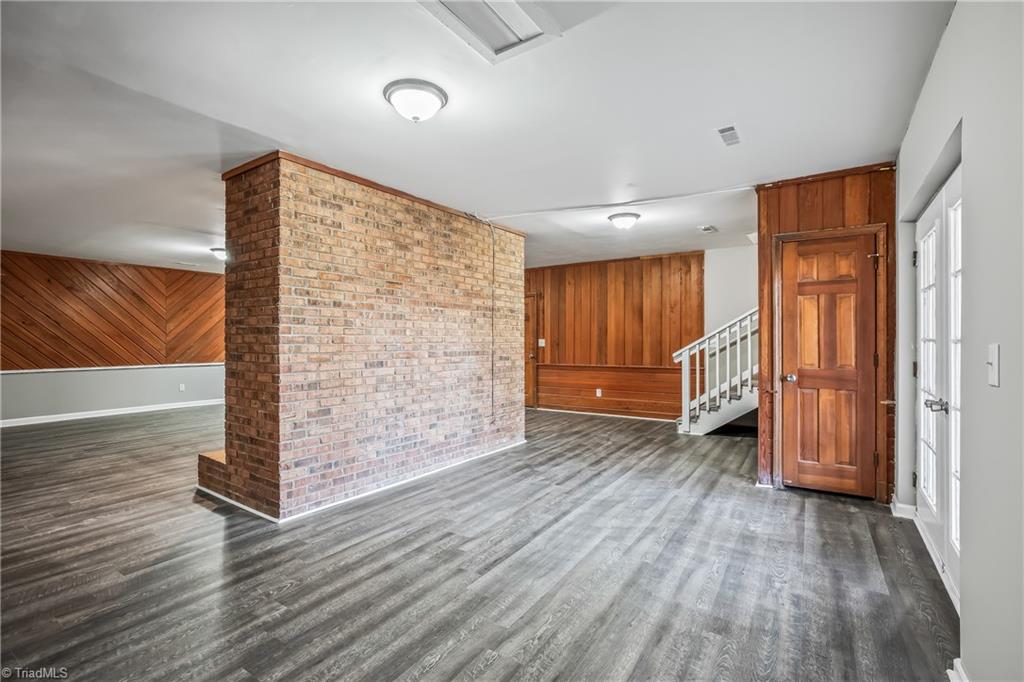 6201 Maurice Circle