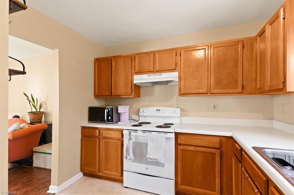 408 Kettle Court, Winston-Salem