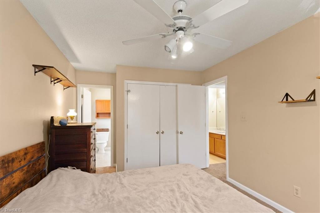408 Kettle Court, Winston-Salem