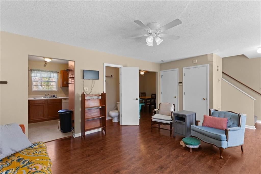 408 Kettle Court, Winston-Salem